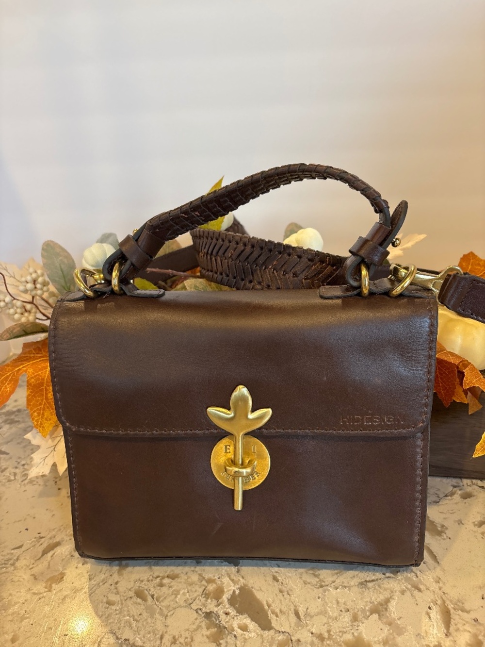 Hidesign Preserve 02 Brown Leather Shoulder Handbag